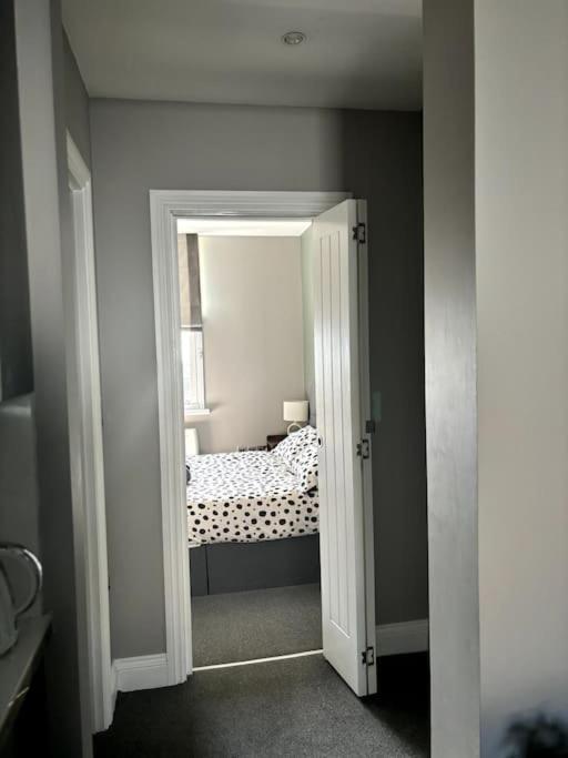 The One-Bedroom Central Brighton Retreat Extérieur photo